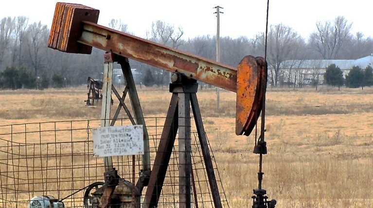 Нефть упала в цене до минимумов октября 2017 года — Daily Storm