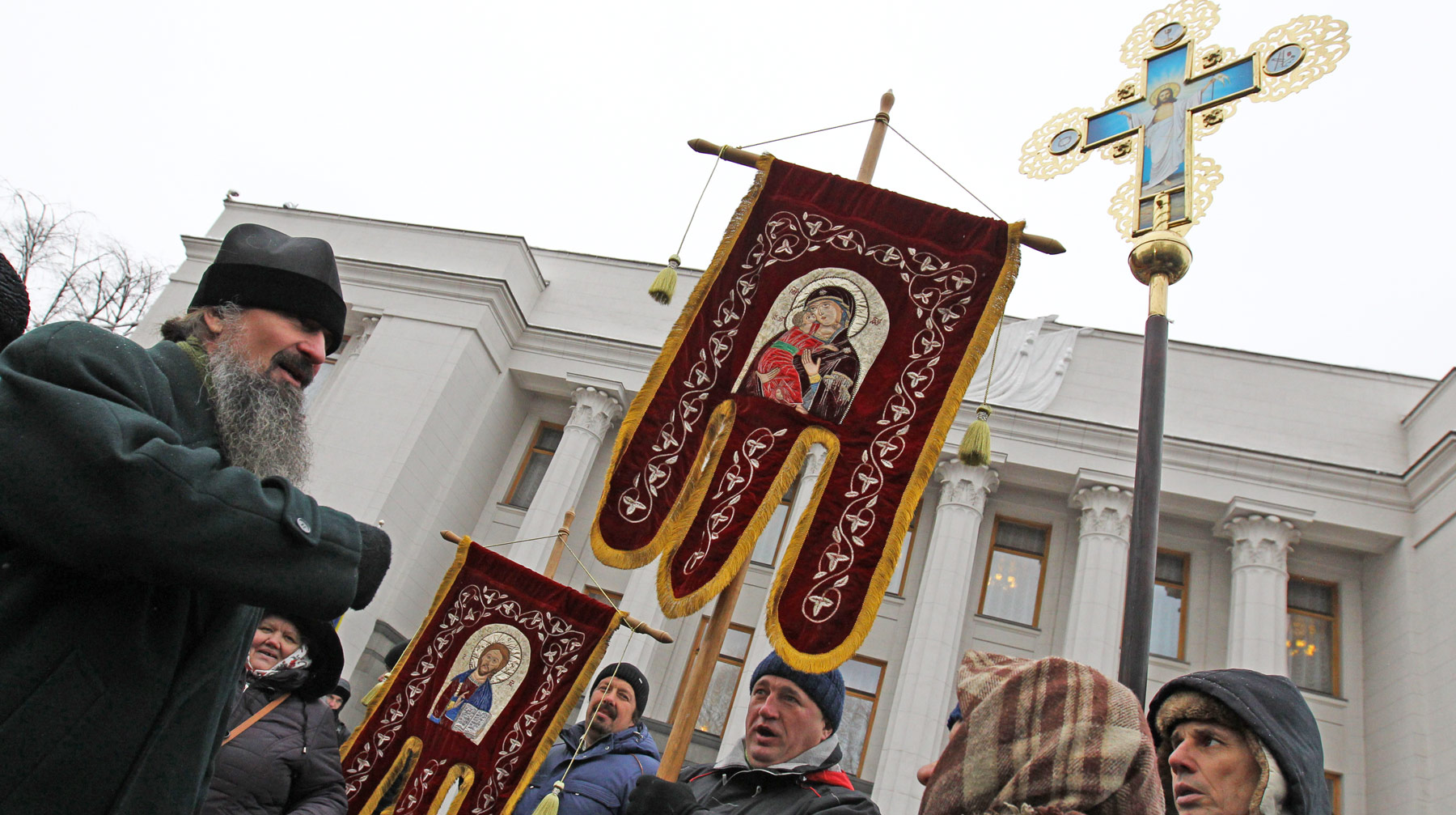 Более 12 тысяч приходов в Украине могут лишиться своих храмов. Этому беспределу уже пытаются присвоить законный статус. Фото: © GLOBAL LOOK press