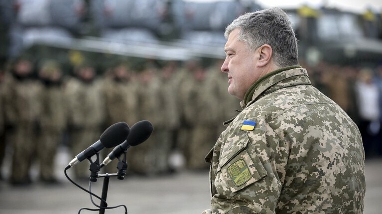 Порошенко объявил об окончании срока военного положения на Украине — Daily Storm
