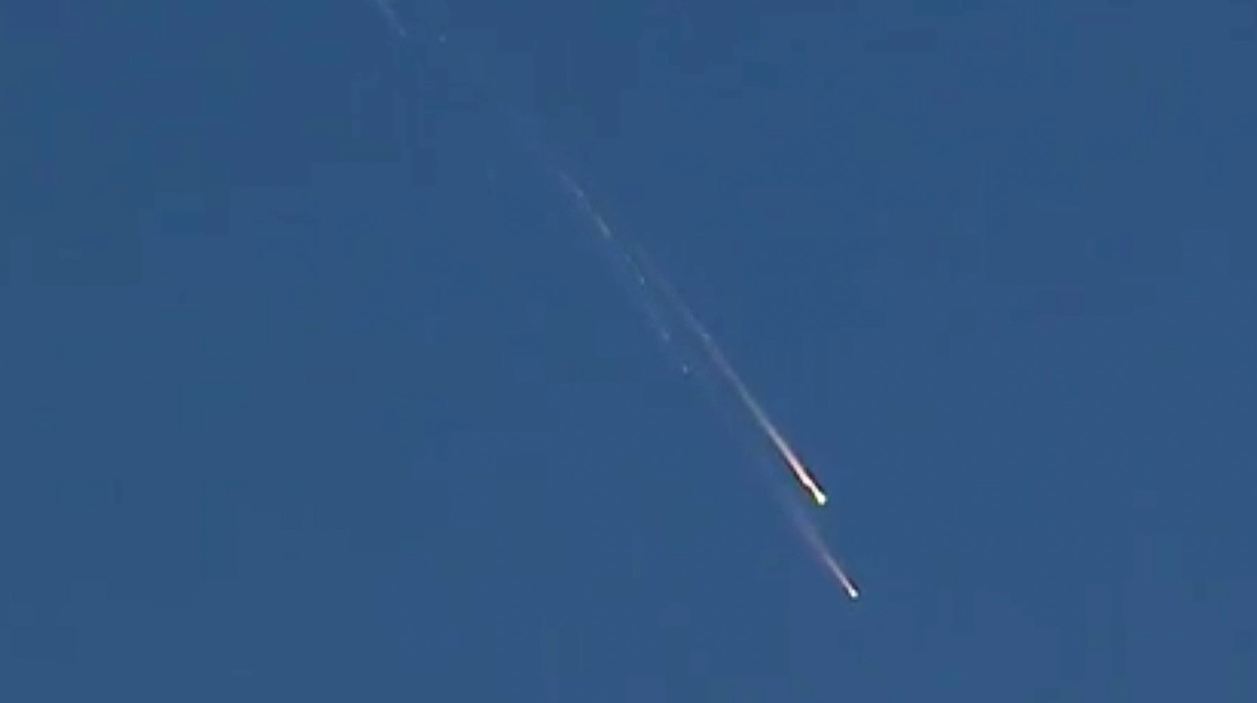 Dailystorm - Военный спутник Минобороны РФ сгорел в атмосфере — видео