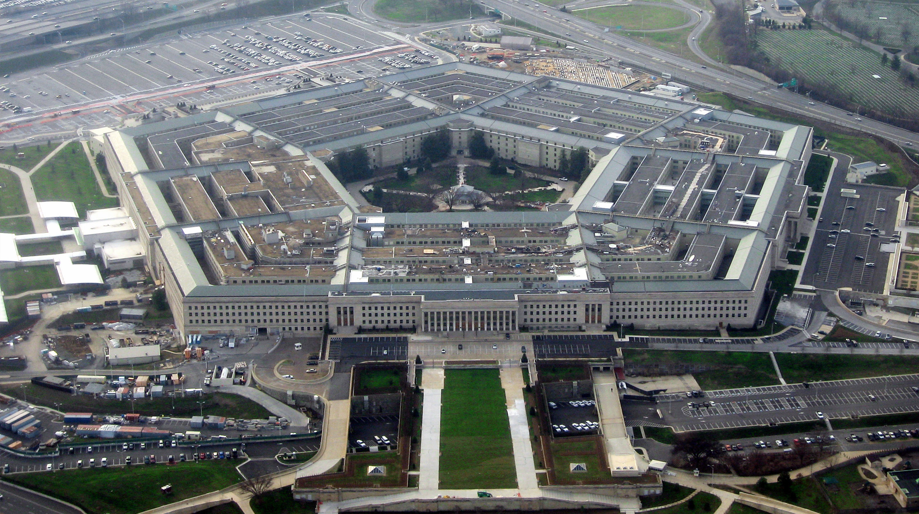Военное ведомство США считает необходимым улучшить характеристики системы противобаллистической обороны Пентагон, штаб-квартира Министерства обороны США