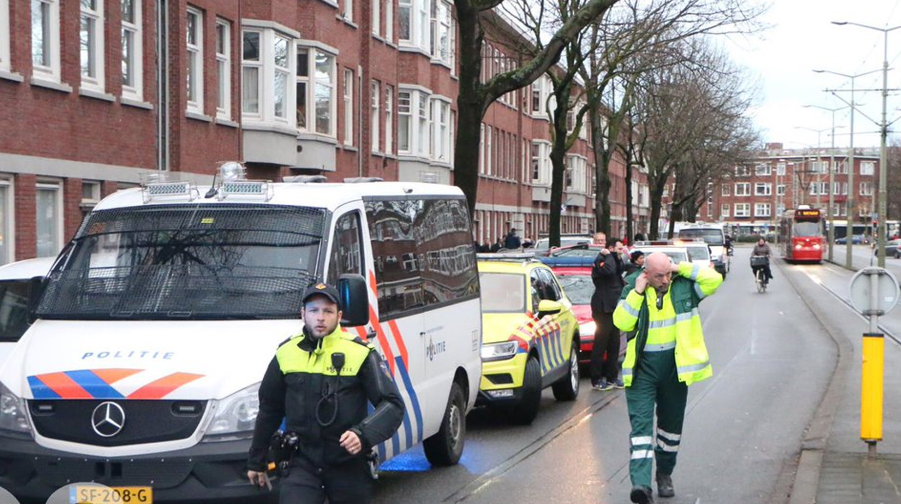 В результате инцидента есть пострадавшие, голландские спасатели устанавливают их возможное число undefined