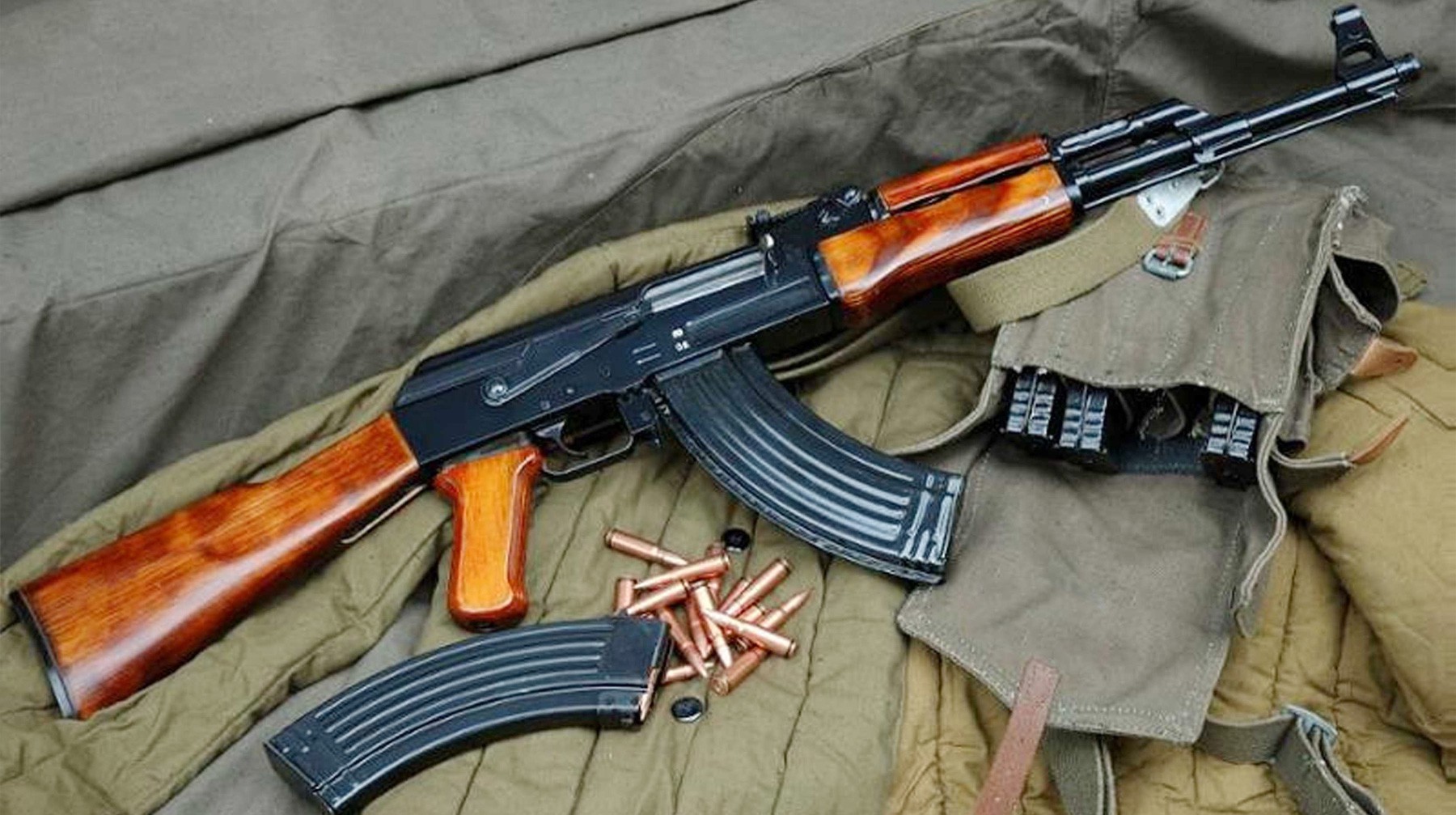 Dailystorm - В Чечне двое полицейских пострадали при обстреле поста МВД и Росгвардии