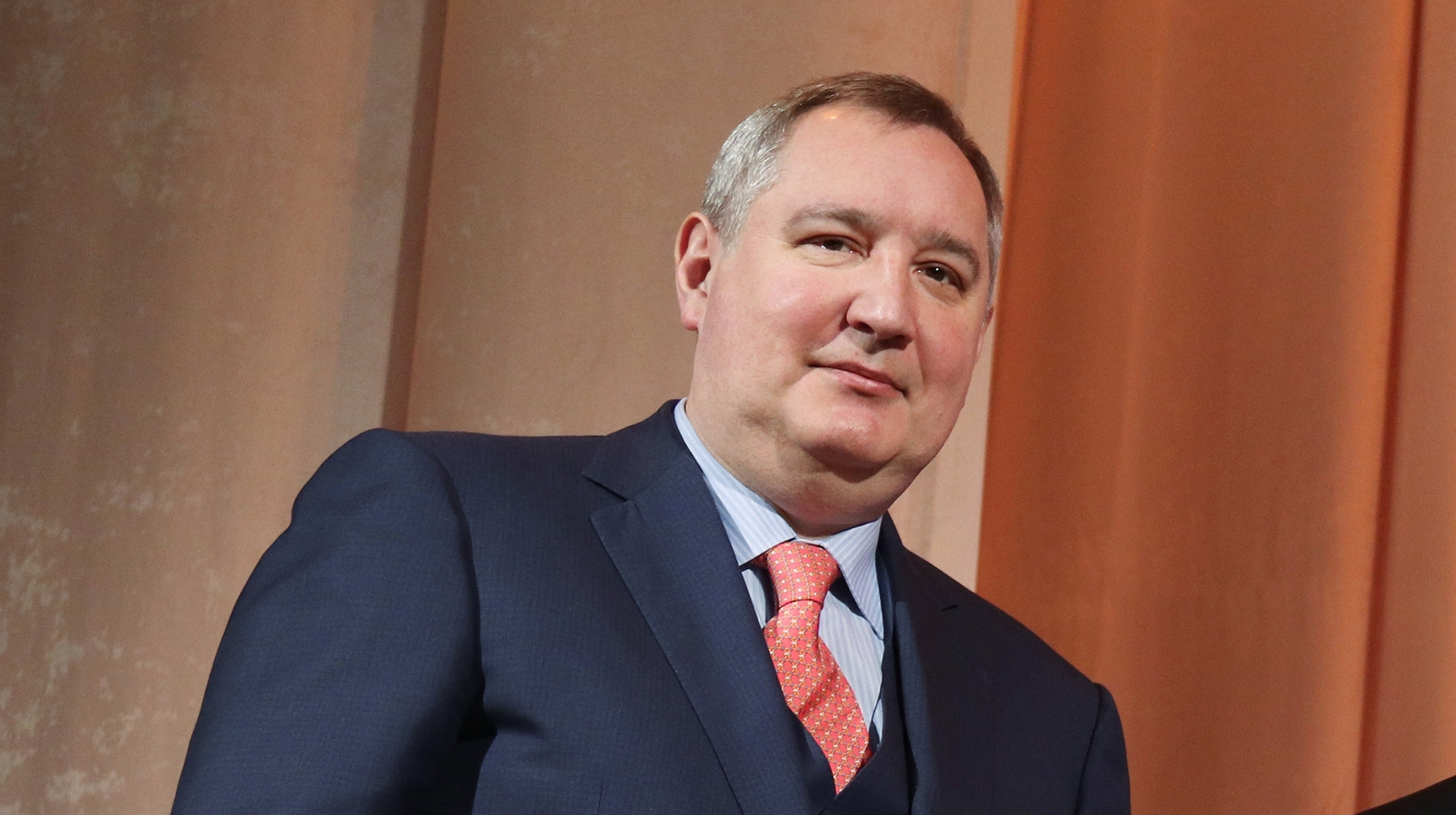 Ранее руководителю российской госкорпорации отказали во встрече в США Гендиректор «Роскосмоса» Дмитрий Рогозин