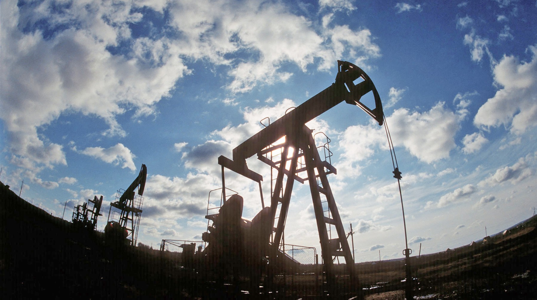 Dailystorm - Россия опередила Саудовскую Аравию по добыче нефти и стала второй в мире