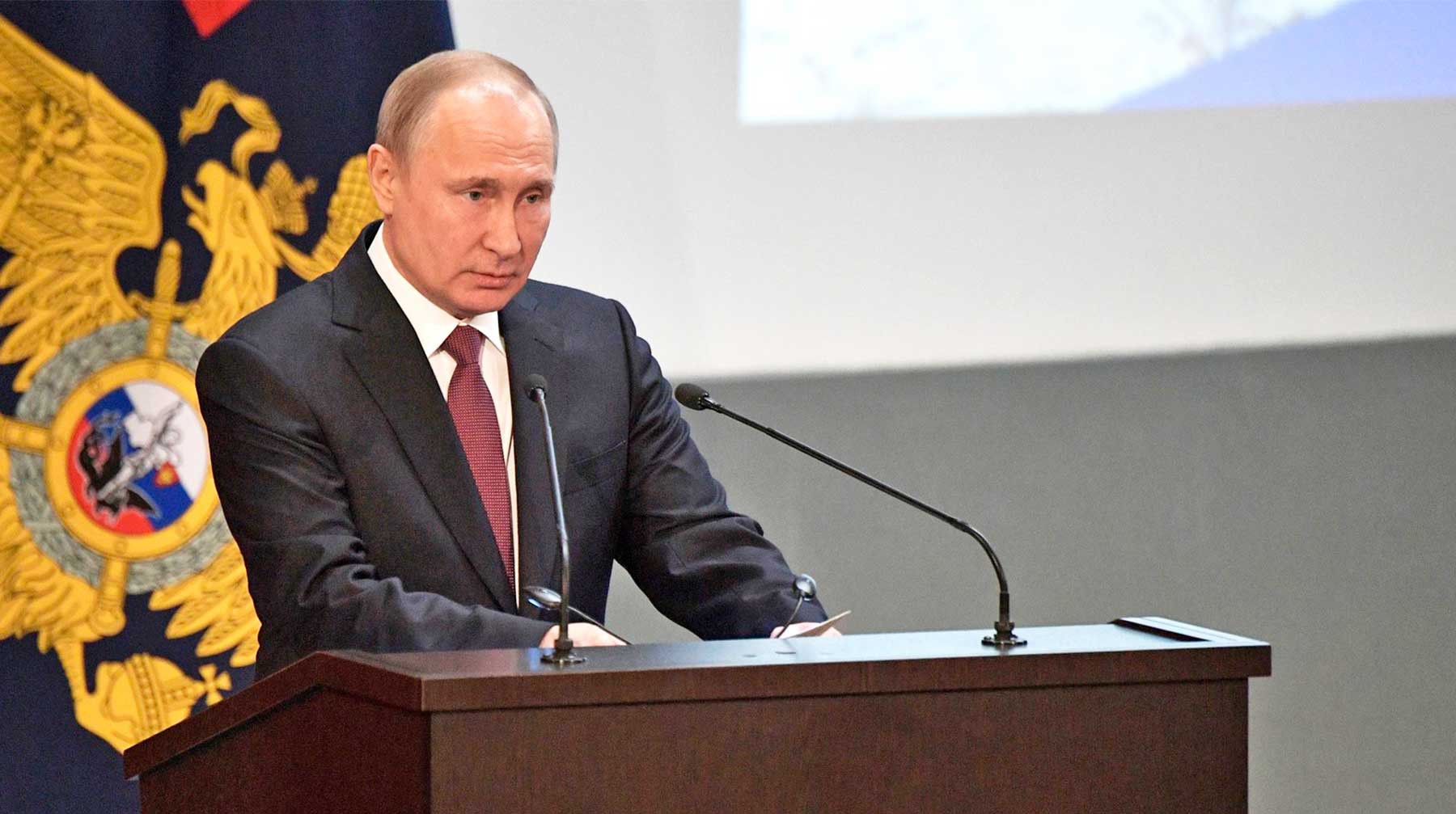 Dailystorm - Путин пожурил МВД за низкие показатели и призвал жестко бороться с экстремизмом