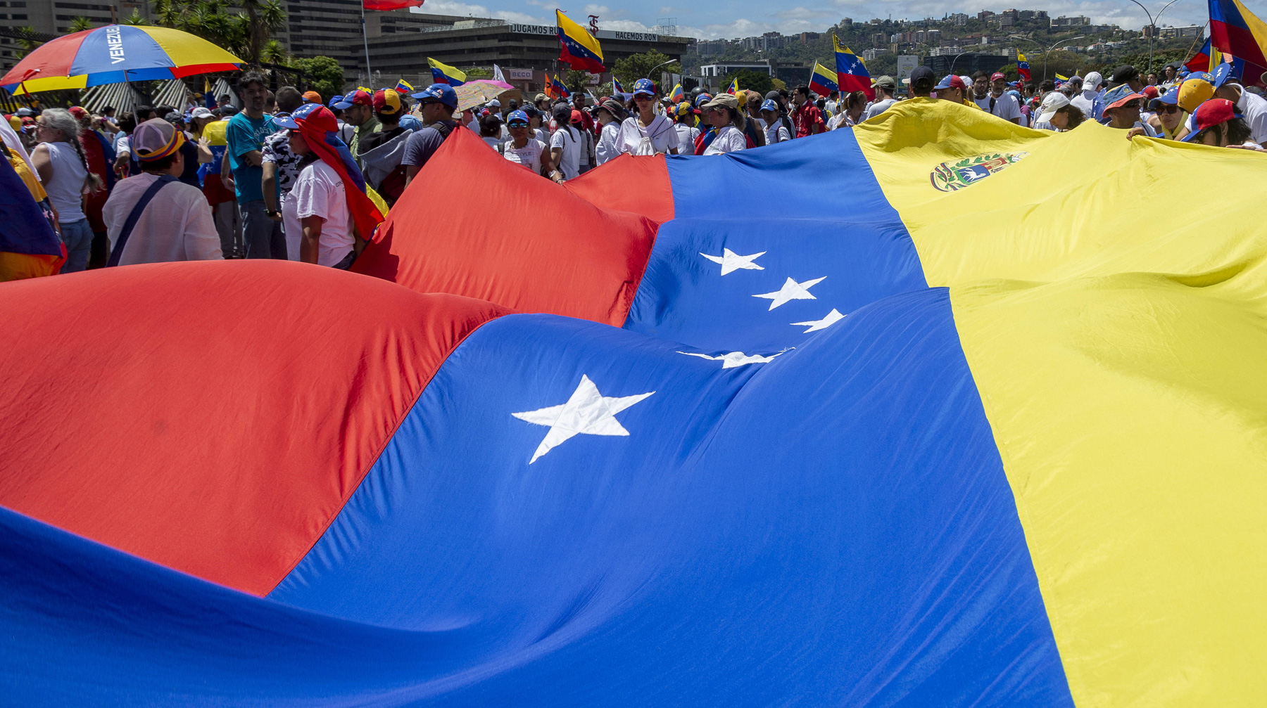 Спецпредставитель США Эллиотт Абрамс отметил, что из-за режима Мадуро экономика страны в глубоком кризисе Фото: © GLOBAL LOOK Press / Jimmy Villalta / ZUMAPRESS.com