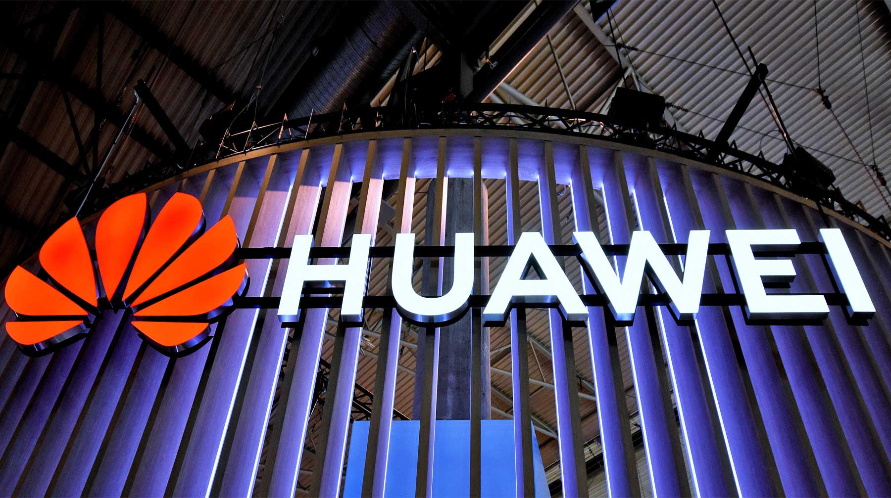 Dailystorm - Huawei решила судиться с правительством США
