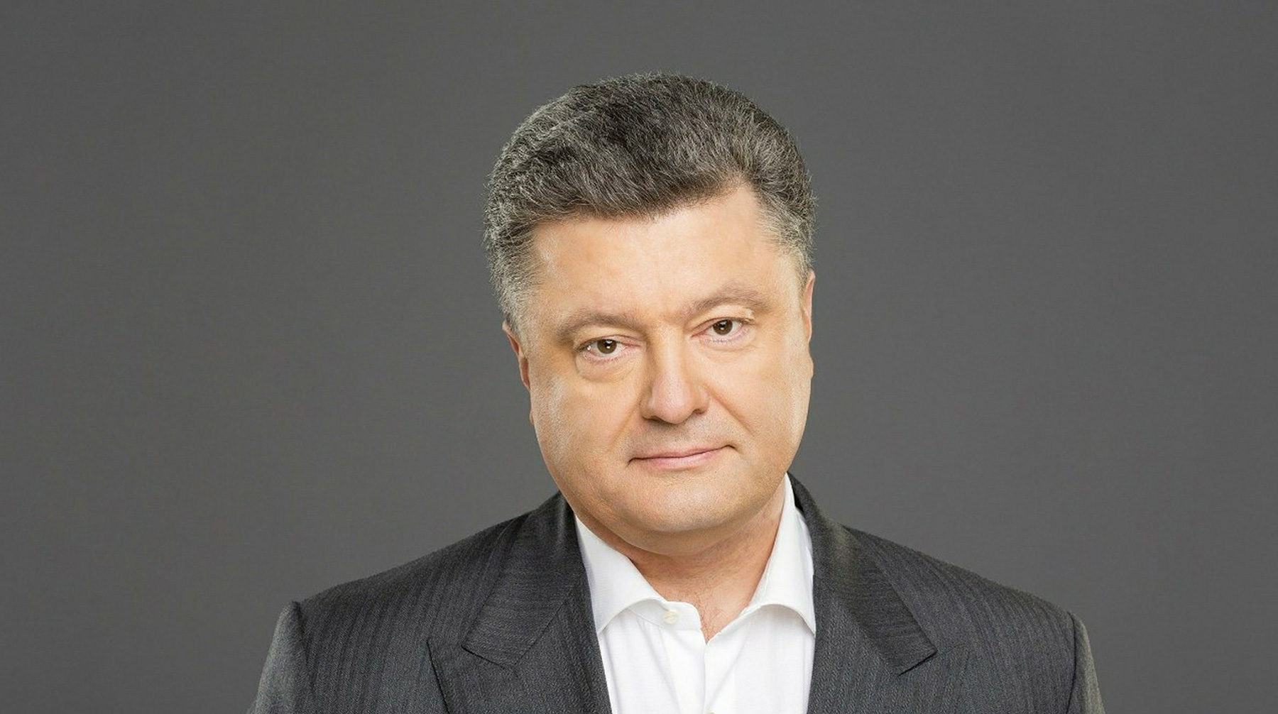 В Сети выложили фото с убегающим от националистов украинским президентом Фото: © GLOBAL LOOK press / poroshenko.petro/ vk.com