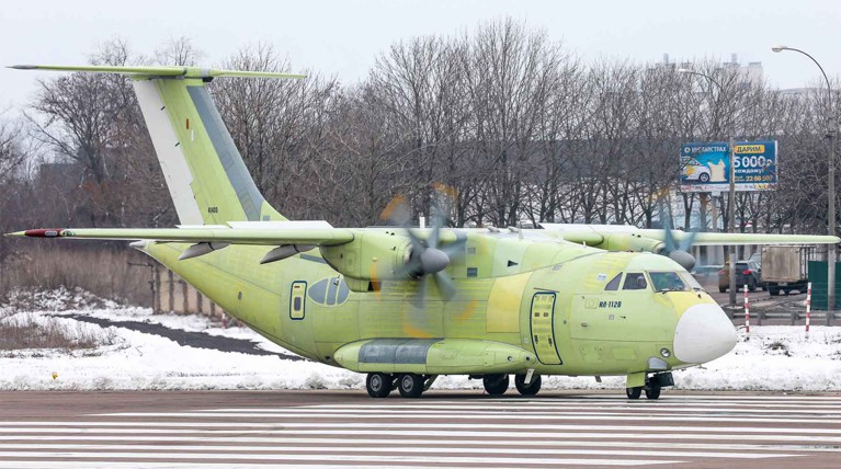 Новый военно-транспортный самолет Ил-112В успешно провел первый полет — Daily Storm