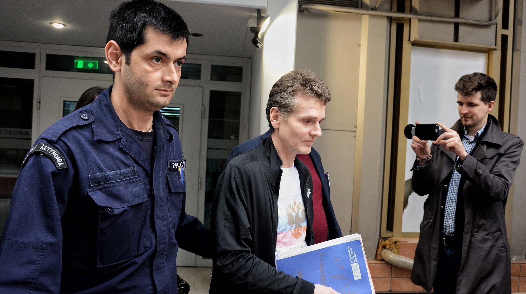 Dailystorm - Винник назвал суд над ним в Греции «спектаклем» и продолжил голодовку