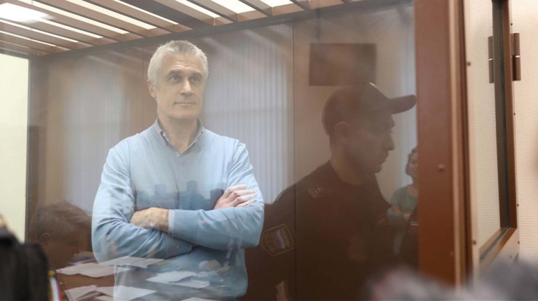 Суд отправил Калви под домашний арест — Daily Storm