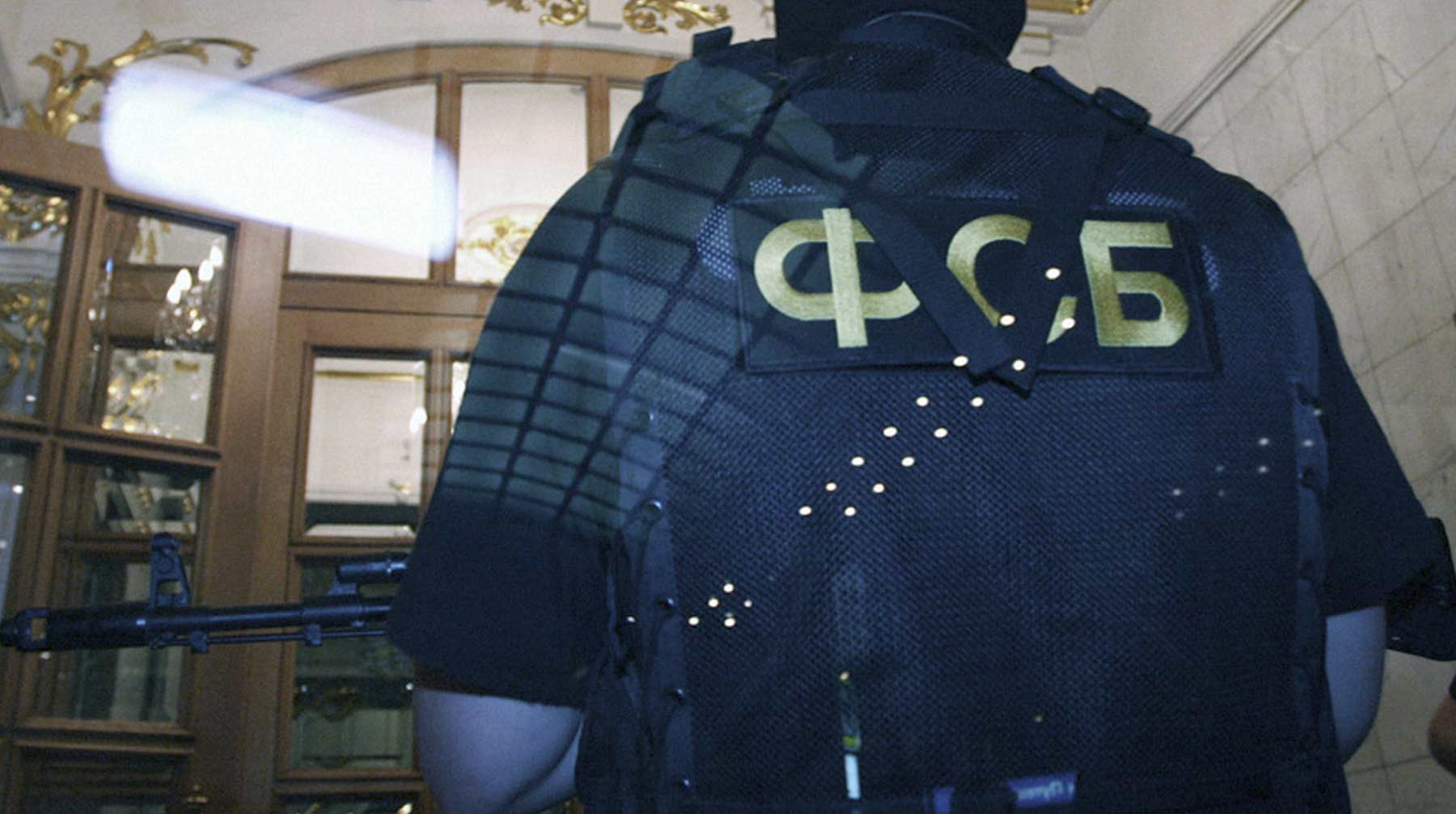По словам силовиков, террористы находятся в одном из частных домов undefined