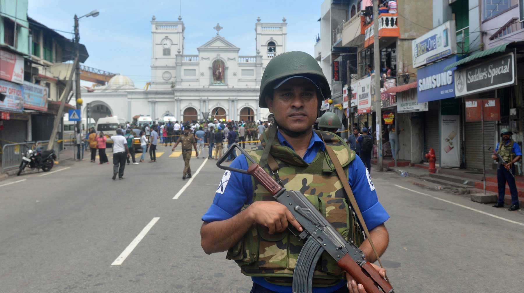 Взрывы в церквях и отелях устроили террористы-смертники, заявили в правительстве Фото: © GLOBAL LOOK press / imago-images.de