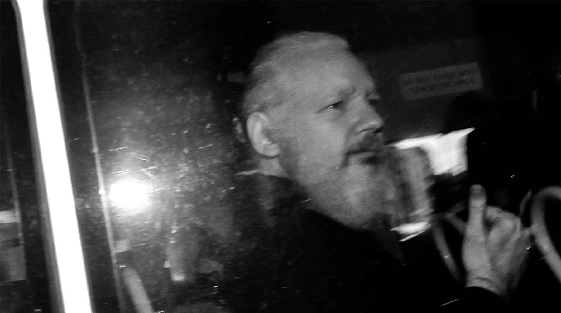 Dailystorm - В WikiLeaks заявили о грозящей Джулиану Ассанжу смертной казни