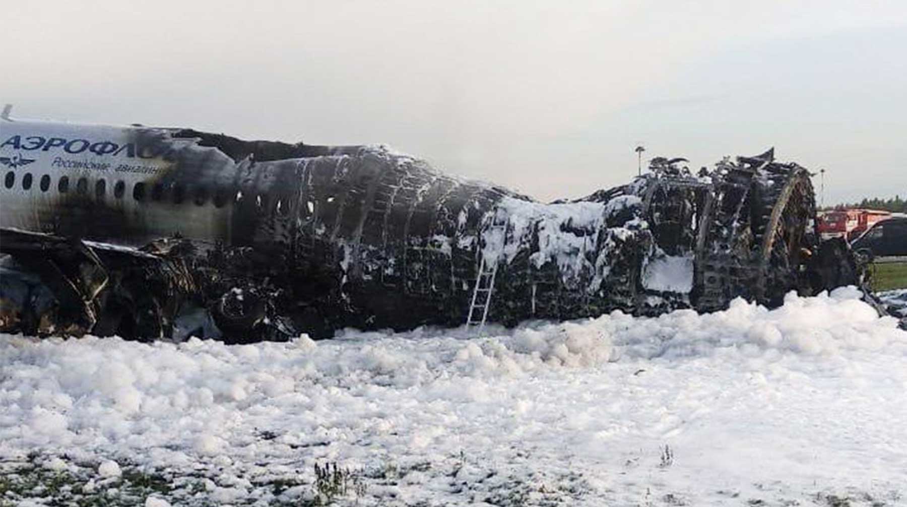 Незадолго до трагедии летчик сообщил, что потеряны связь и автоматическое управление Фото: © Агентство Москва