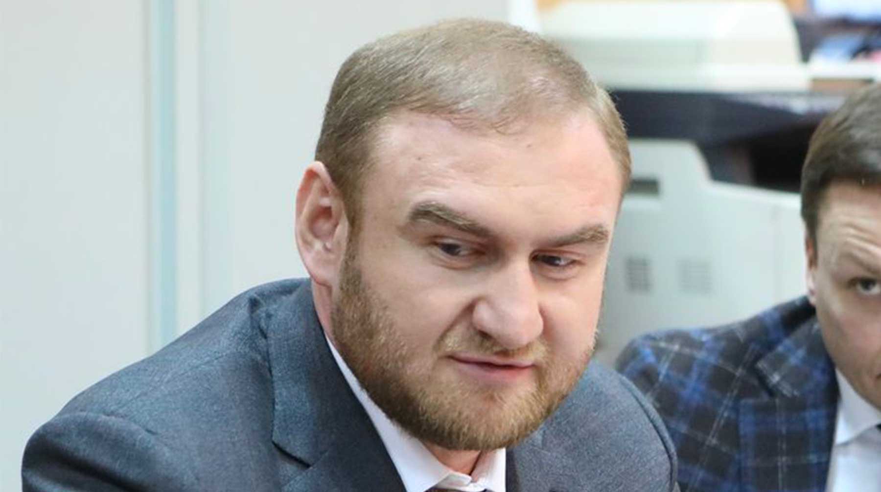 Dailystorm - Совфед предложил досрочно лишить Арашукова поста сенатора