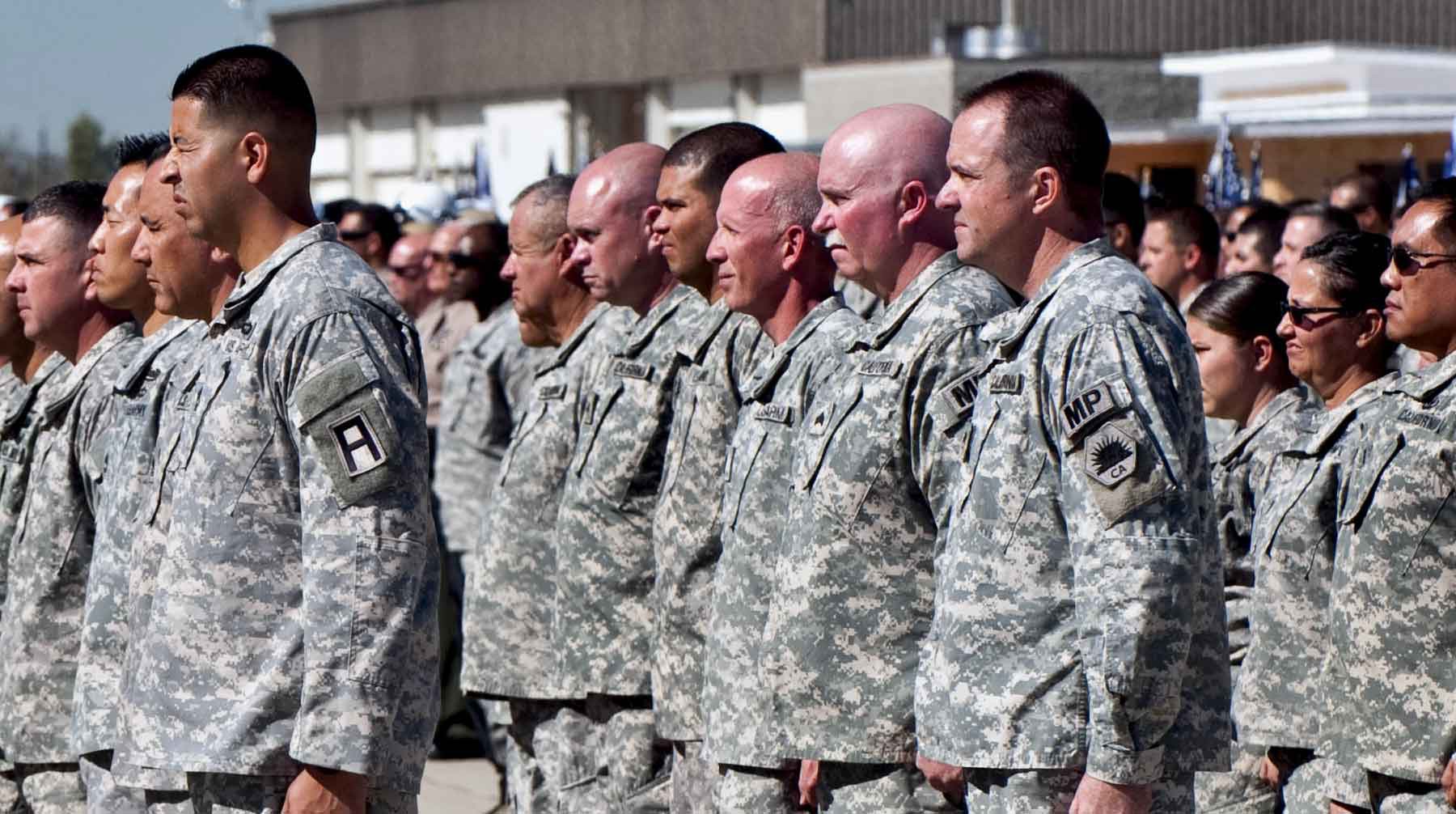 Dailystorm - NYT: Пентагон подготовил план отправки 120 тысяч военных на Ближний Восток