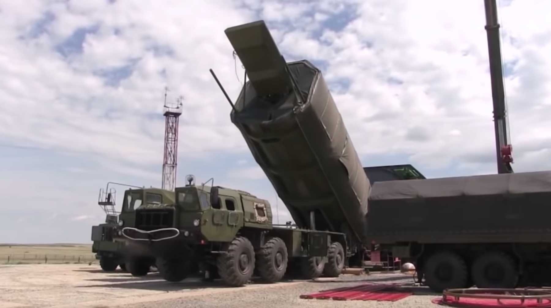Dailystorm - Армия начала получать «неуязвимые» ракетные комплексы «Авангард»