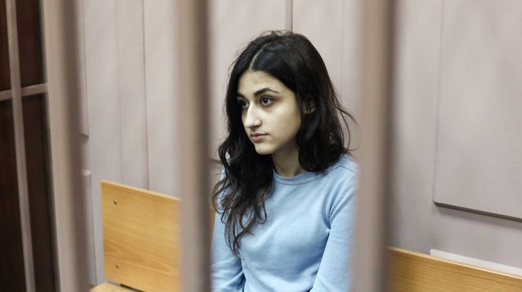 Адвокаты девушек будут добиваться признания их подзащитных потерпевшими Крестина Хачатурян
