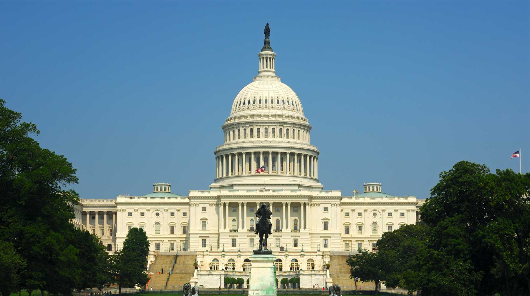 Dailystorm - Сенат США одобрил законопроект о санкциях за вмешательство в выборы