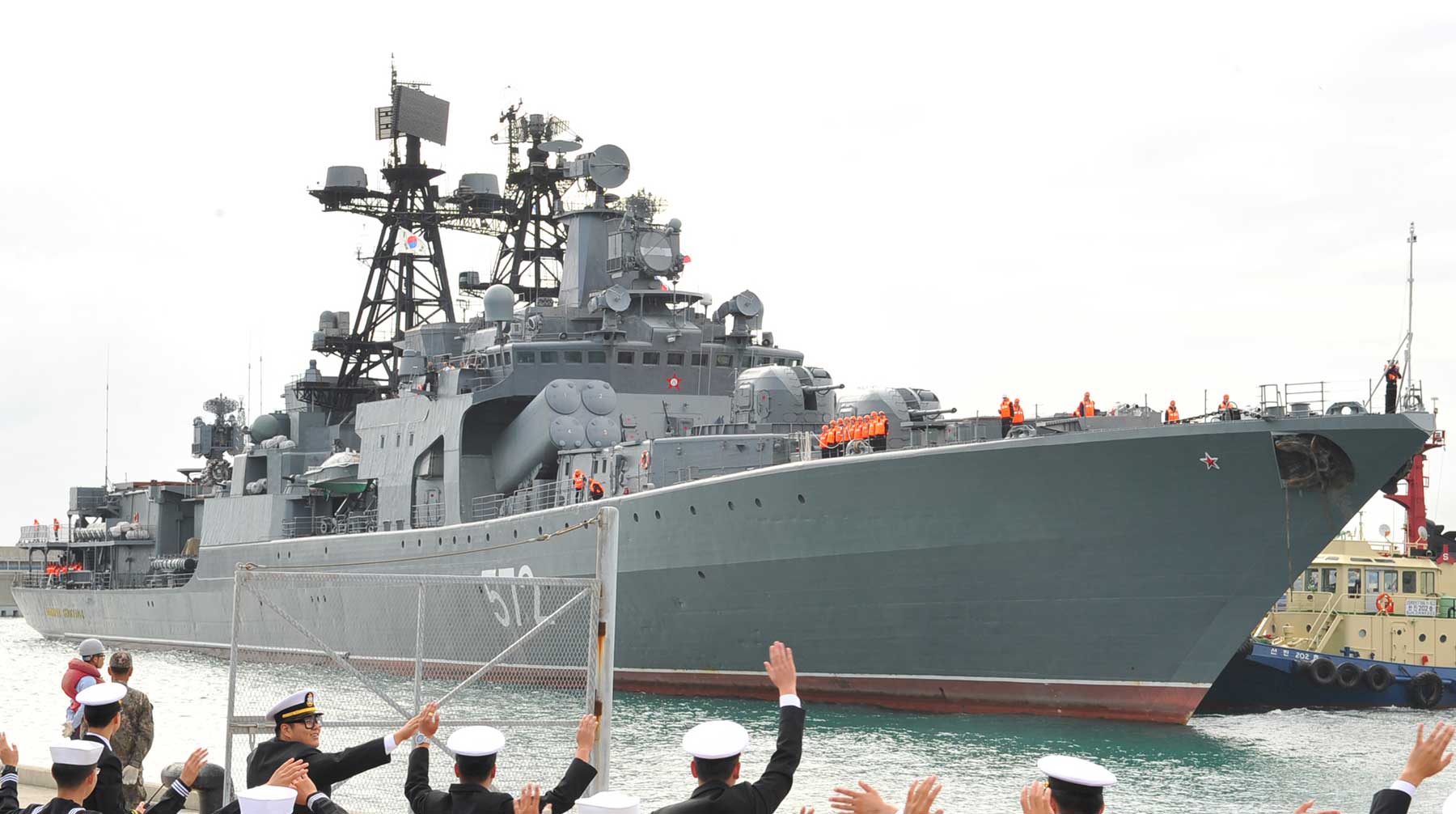 Американские военные назвали действия моряков «Адмирала Виноградова» небезопасными и непрофессиональными БПК «Адмирал Виноградов»