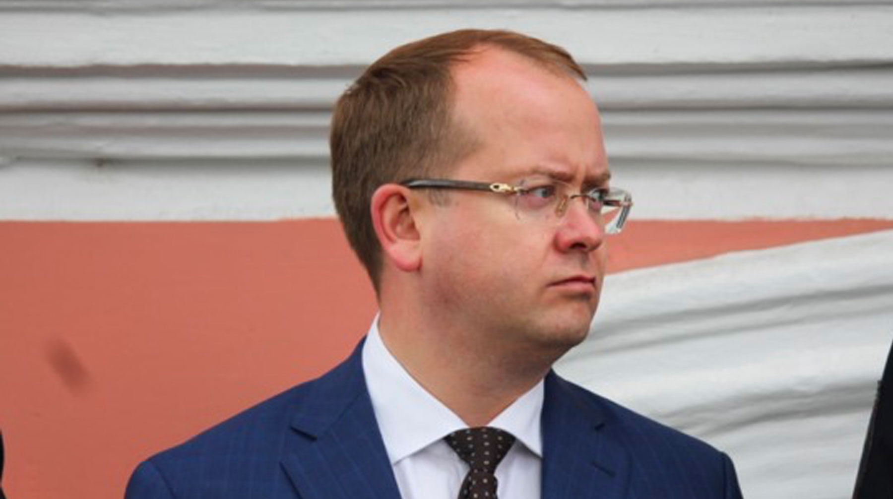 Экс-градоначальника обвиняют в мошенничестве при строительстве детской площадки Сергей Карабасов