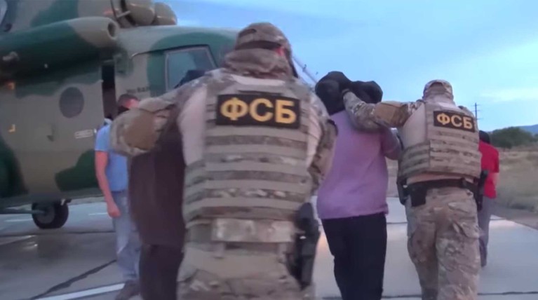 В Дагестане задержали трех чиновников, подозреваемых в махинациях — видео — Daily Storm