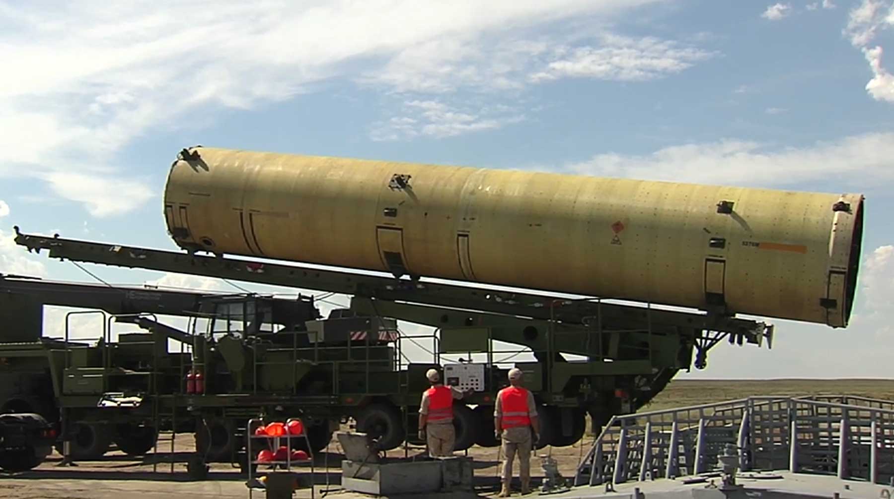 Российские ВКС выполнили очередной испытательный пуск новой противоракеты на полигоне Сары-Шаган в Казахстане Скриншот: © youtube.com / Минобороны России