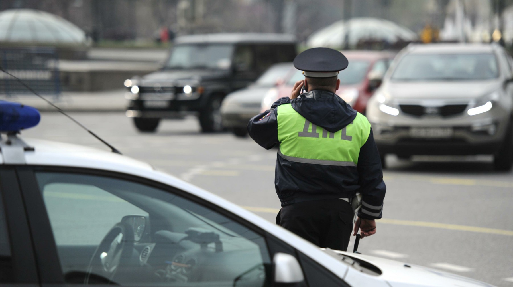 Dailystorm - Атака лопатой: в Якутии пьяный депутат избил полицейского