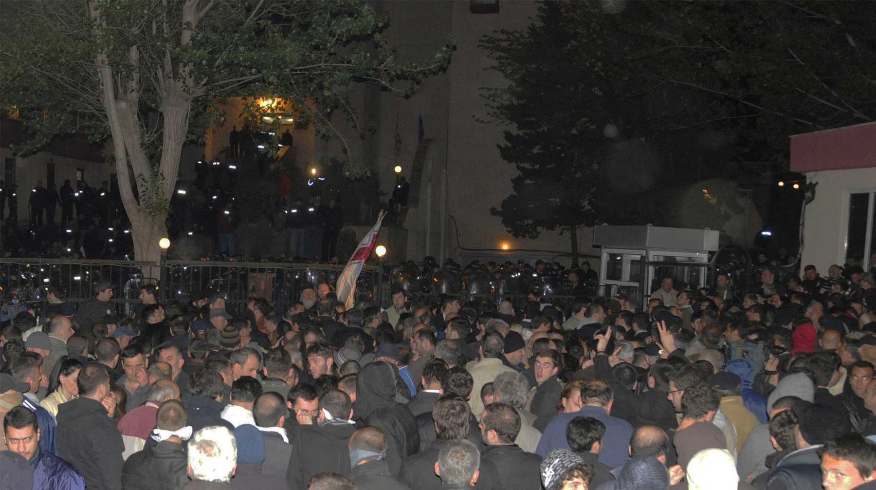 Dailystorm - Генпрокуратура Грузии признала попыткой госпереворота протесты в Тбилиси