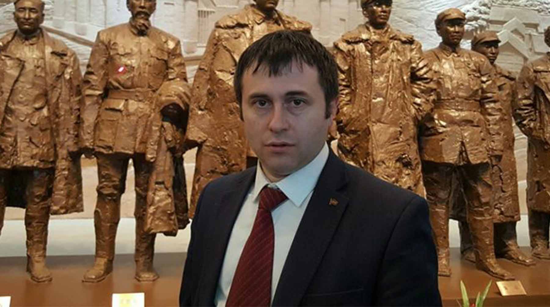 Коммунисты обвинили власти республики в давлении Кемал Бытдаев