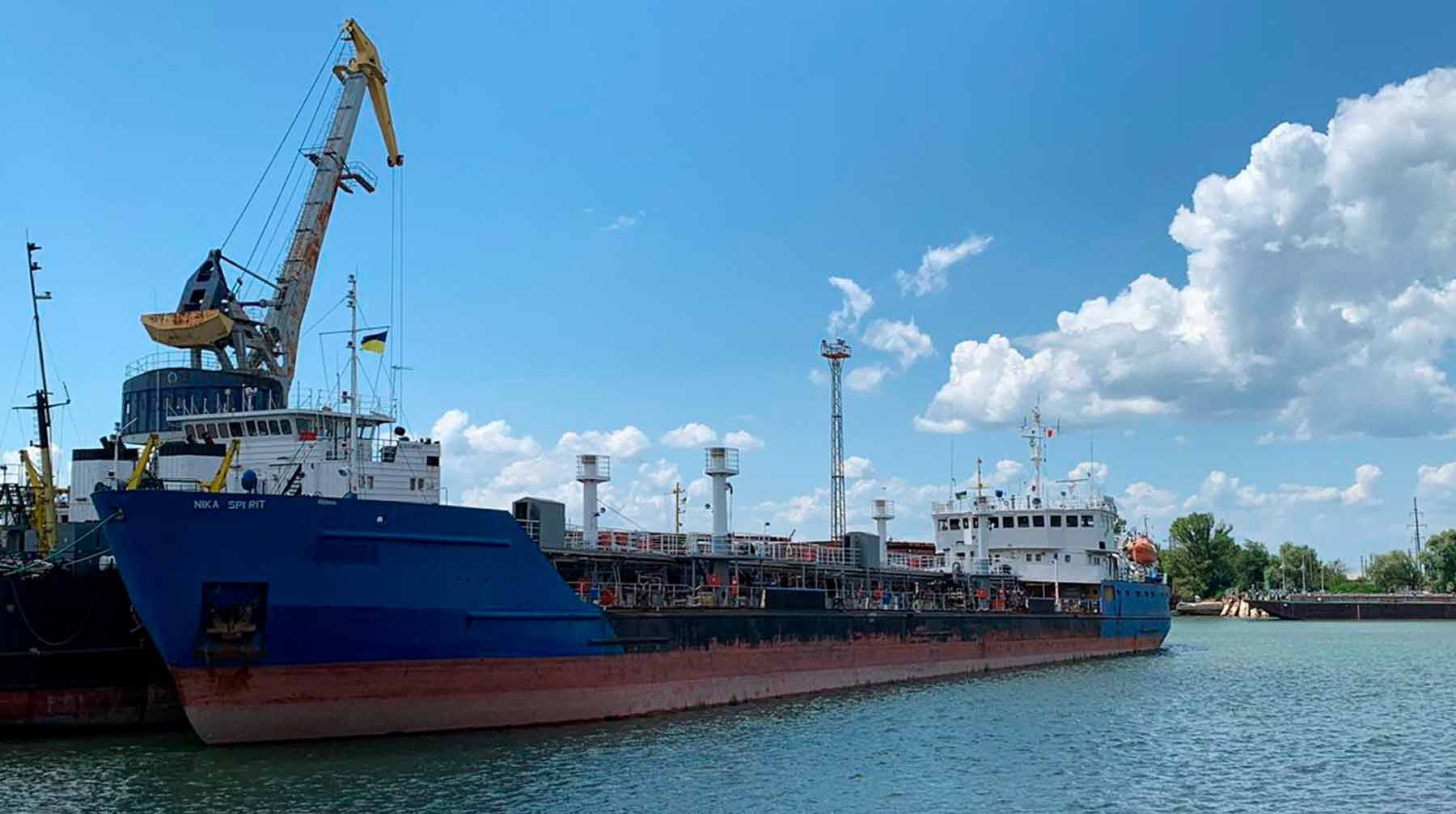 Dailystorm - Посольство США в Киеве одобрило задержание российского танкера на Дунае
