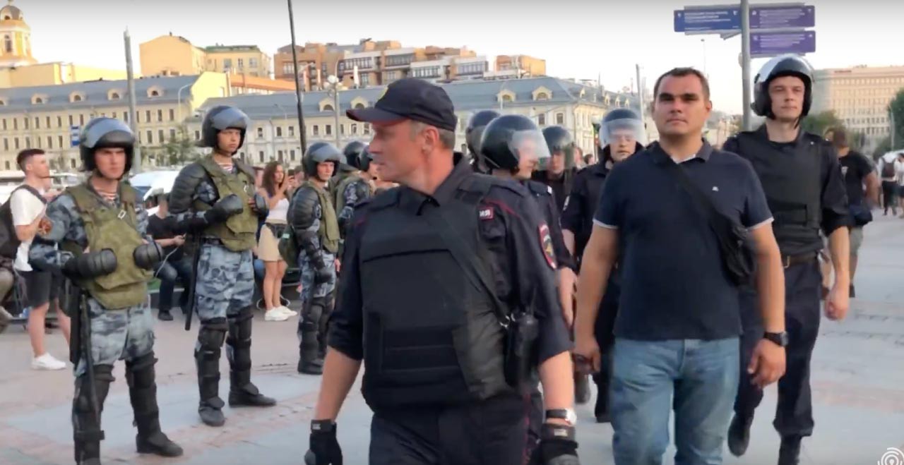 Dailystorm - Правоохранители начали разгон митинга на Трубной площади в Москве