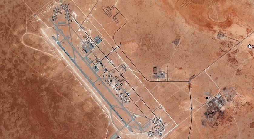 Авиабаза Эль-Джуфра после ракетной атаки