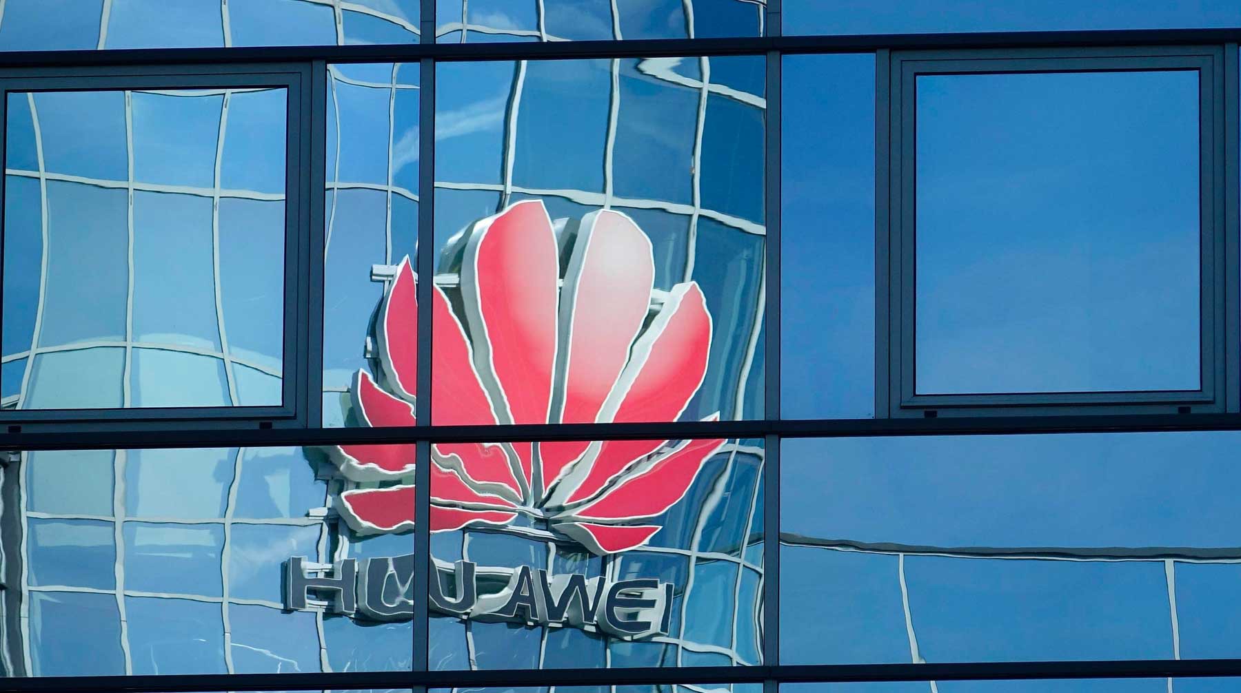 Dailystorm - Reuters: Huawei хочет выпустить планшеты с российской ОС «Аврора»