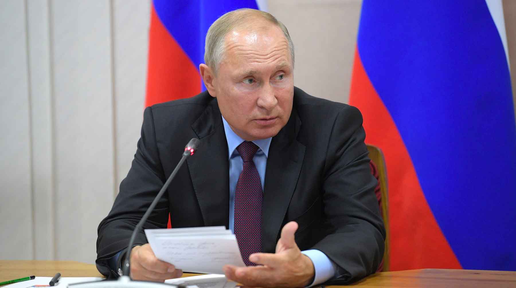 Президент России признался, что был не в курсе данного инцидента, но если это правда, то губернатор должен принять меры Фото: © GLOBAL LOOK press / Kremlin Pool