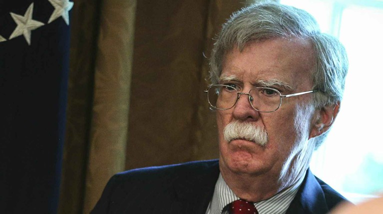 Politico: Трамп уволил Болтона за призывы продолжать конфликты на Ближнем Востоке — Daily Storm