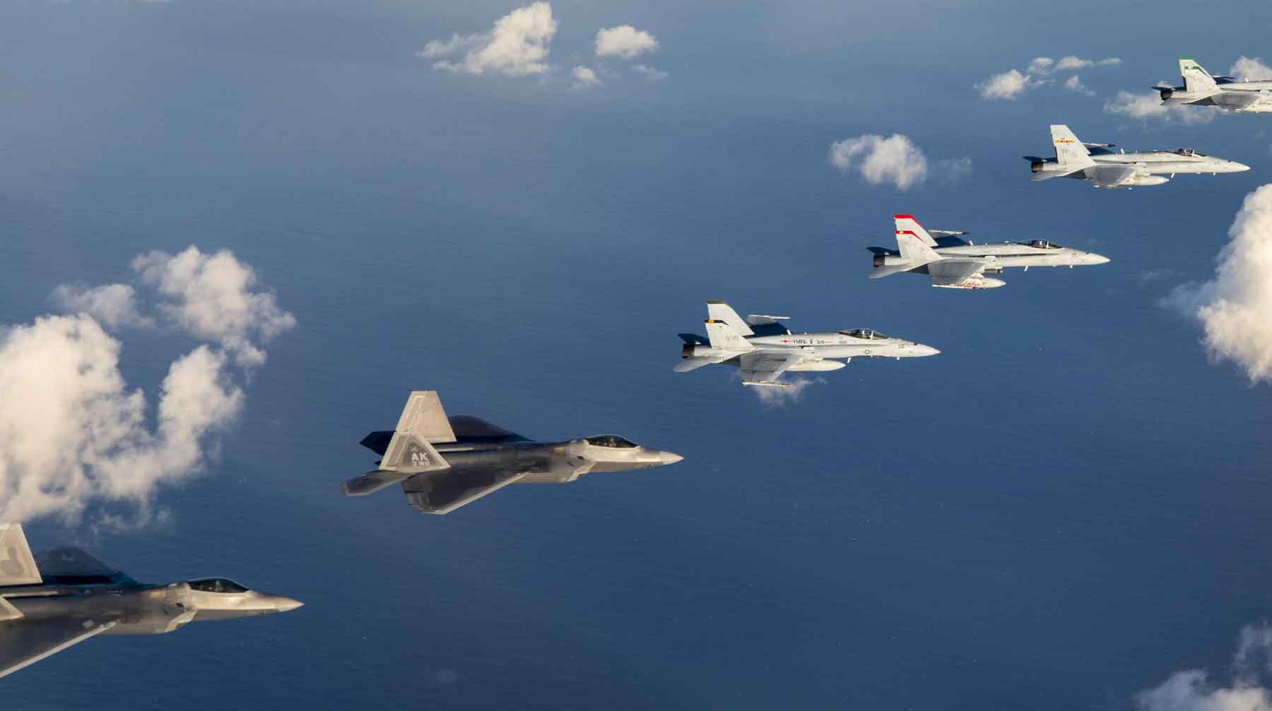 Вашингтон видит угрозу странам НАТО из-за российских зенитных, противокорабельных и наземных ракет Фото: © GLOBAL LOOK press / US Marines