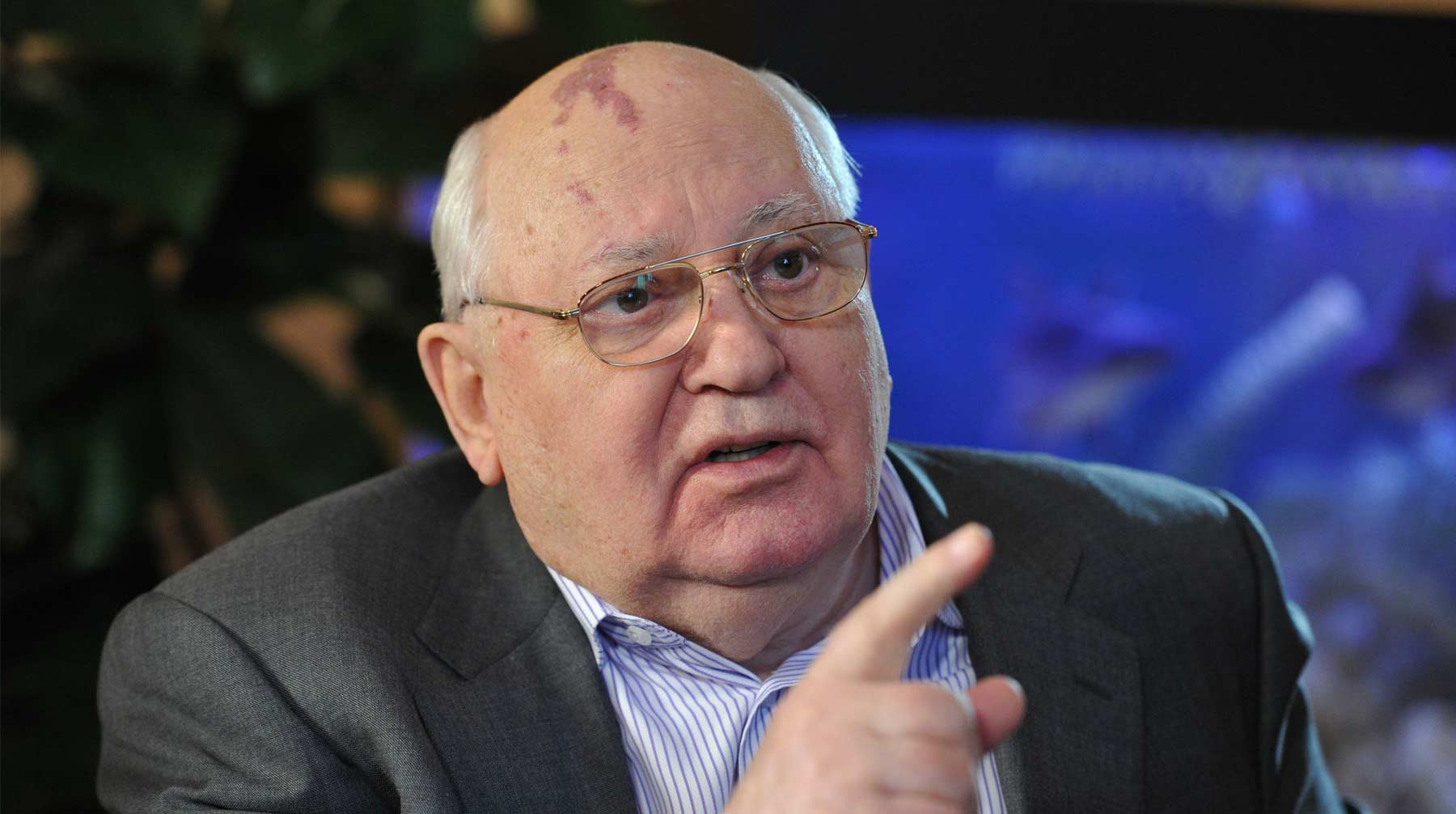 Dailystorm - Горбачев призвал нобелевских лауреатов выступить против ядерного оружия