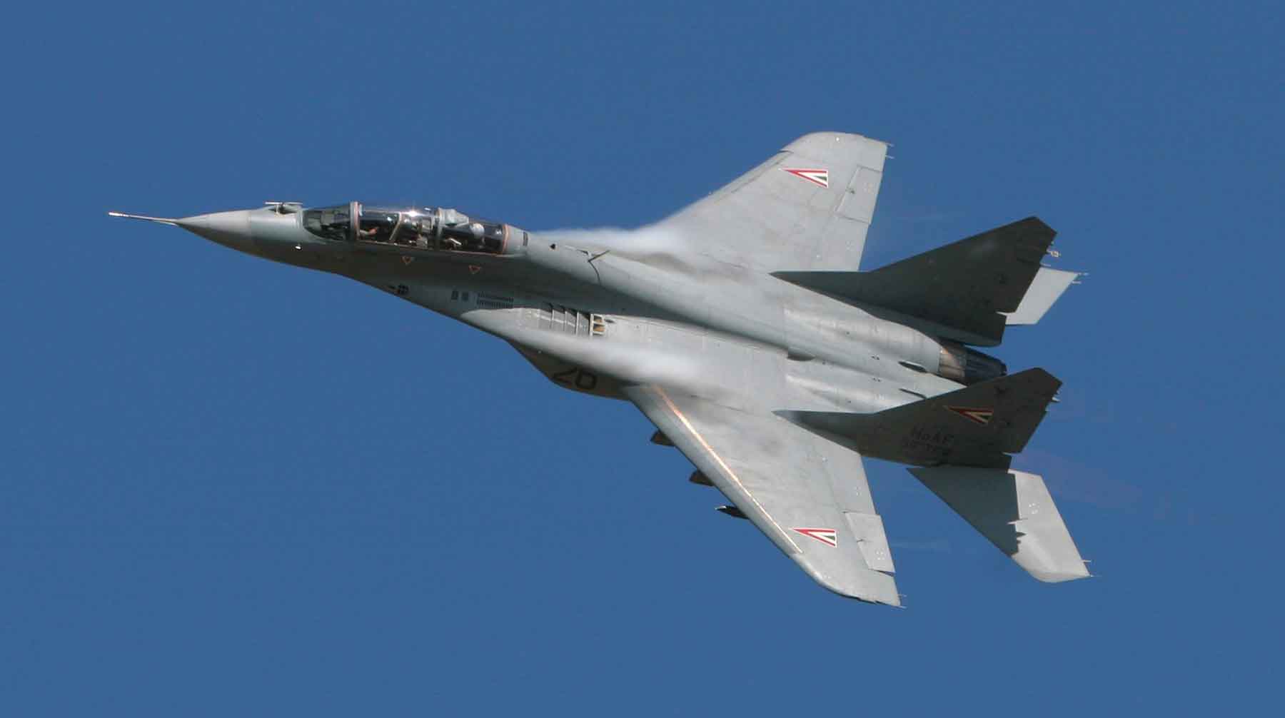 Дели планирует закупить у Москвы 12 истребителей Су-30МКИ и 21 МиГ-29 МиГ-29