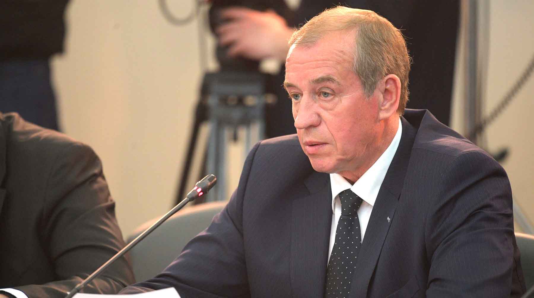 Павел Добродеев также отметил, что речи об увеличении оклада губернатора на 44% не идет Сергей Левченко