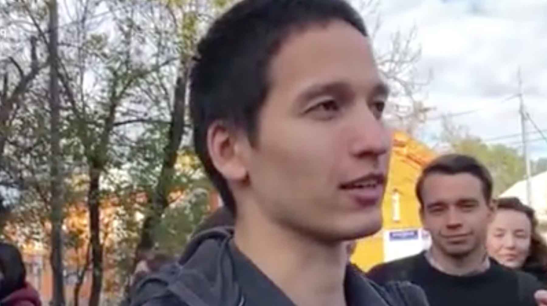 Адвокат мужчины Максим Пашков заявил, что не знает о местонахождении подзащитного Айдар Губайдулин