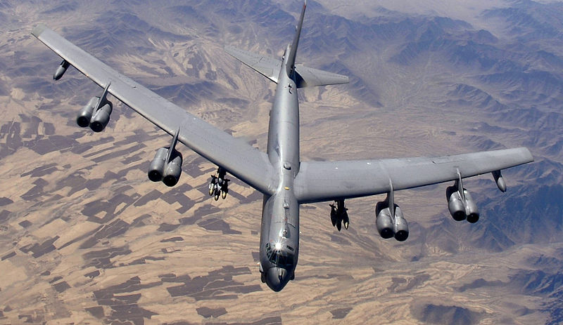 В пресс-релизе европейского командования американских Вооруженных сил говорится, что тренировочный полет продлился 12 часов B-52