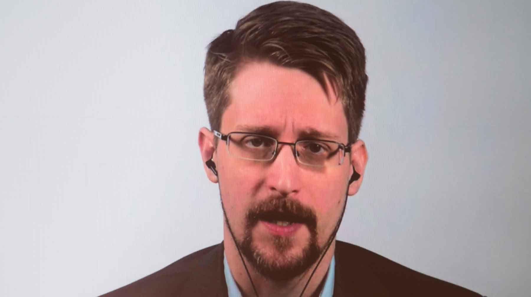 Dailystorm - Сноуден: Я оказался в ловушке в России