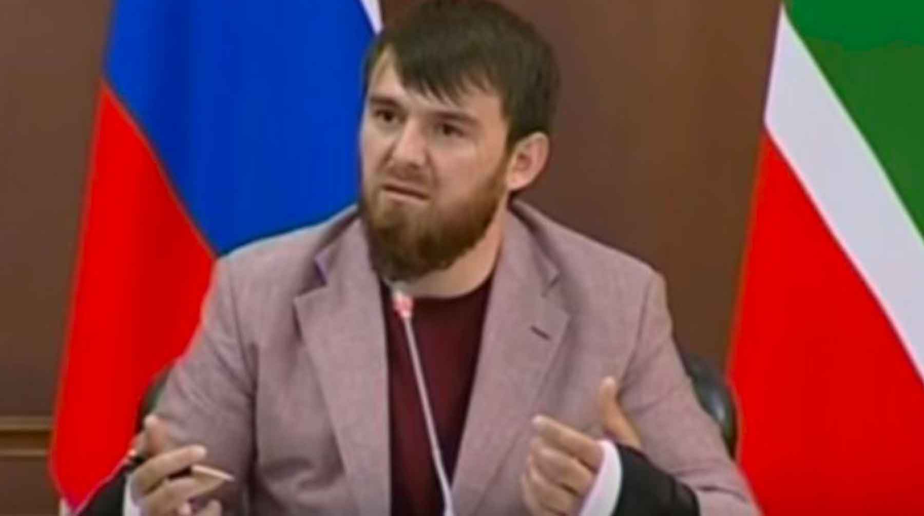 Глава Чечни снял его с поста, теперь в МВД переданы видеозаписи его «профилактических бесед» Ислам Кадыров