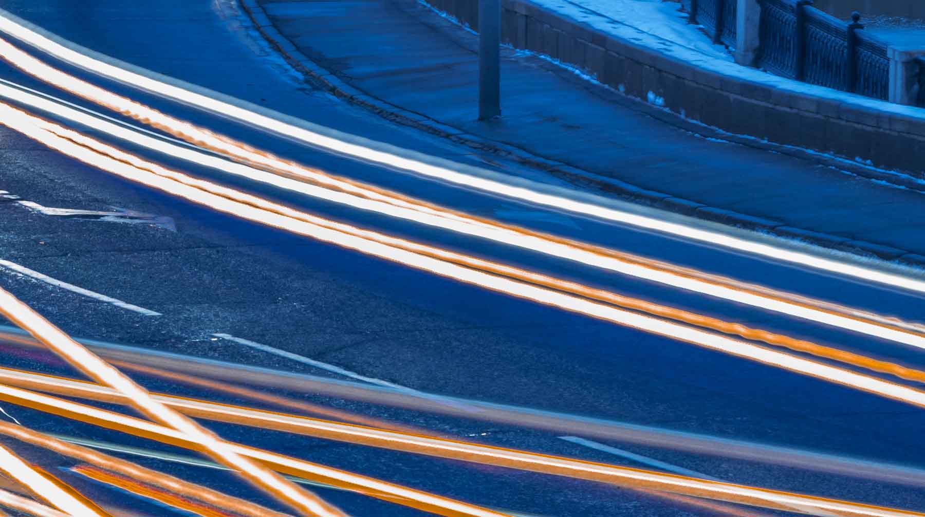 Новое правило начнет действовать одновременно с понижением нештрафуемого превышения скорости с 20 до 10 километров в час Фото: © GLOBAL LOOK press / Konstantin Kokoshkin