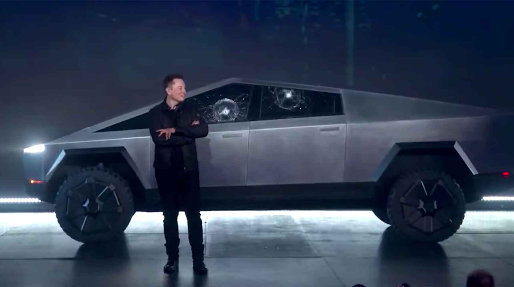 На внешний вид и функциональность машины оказали влияние фильмы, заявил глава Tesla Кадр: © youtube.com / The Verge