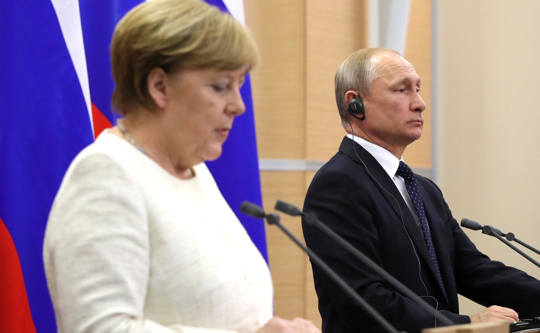 Высылка двух российских дипломатов из ФРГ не станет препятствием для саммита «нормандской четверки», считает немецкий канцлер Фото: © GLOBAL LOOK press / Kremlin Pool