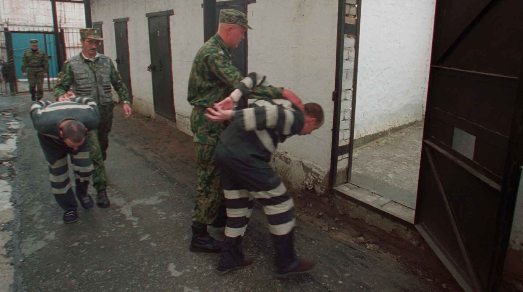 Вопрос применения силы к заключенным и подследственным «взят на особый контроль», заявили в ведомстве Фото: © GLOBAL LOOK press / Pravda Komsomolskaya